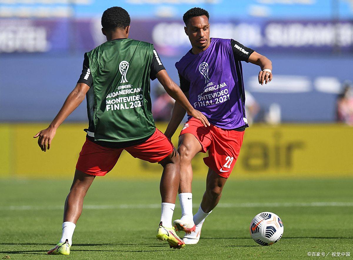 星空体育在线-赛地聚焦：法国杯今晨热度飙升，塞维利亚官宣签约，球迷炸锅，高层口径保持一致(塞维利亚算西甲强队吗)